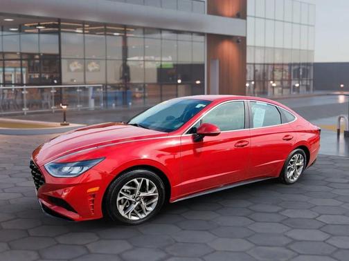 2022 Hyundai SONATA SEL