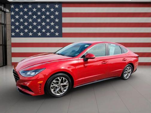 2022 Hyundai SONATA SEL