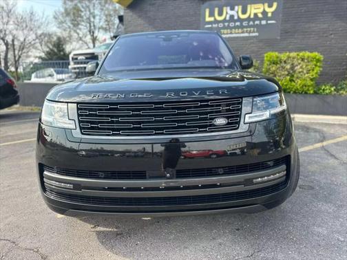 2023 Land Rover Range Rover P530 SE