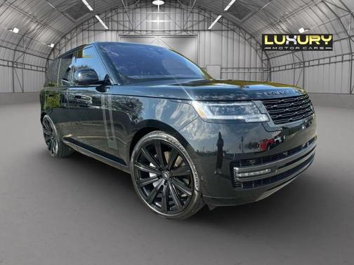 2023 Land Rover Range Rover P530 SE