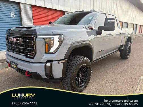 2024 GMC Sierra 2500 AT4