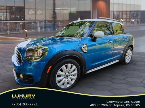 2017 MINI Countryman Cooper