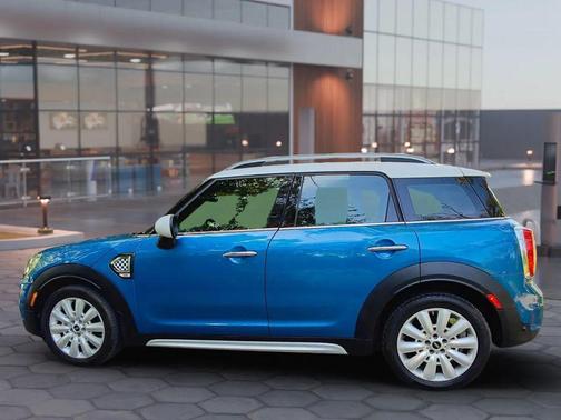 2017 MINI Countryman Cooper