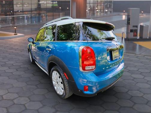 2017 MINI Countryman Cooper