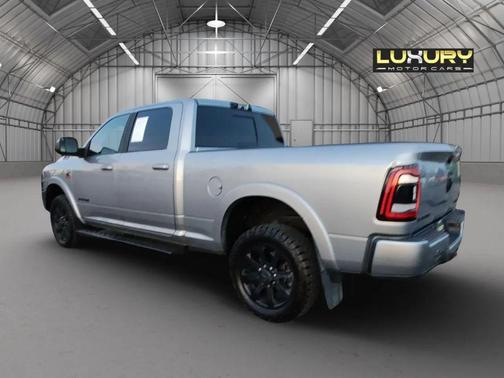 2022 RAM 2500 Laramie Crew Cab 4x4 6'4' Box