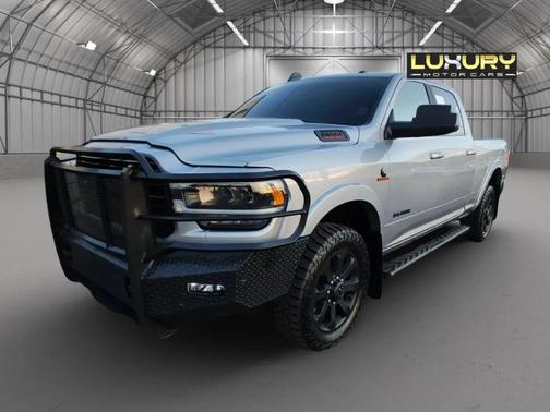 2022 RAM 2500 Laramie Crew Cab 4x4 6'4' Box