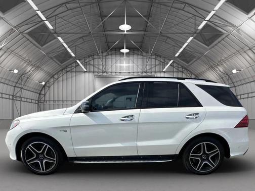 White 2017 Mercedes-Benz AMG GLE 43 Base 4MATIC