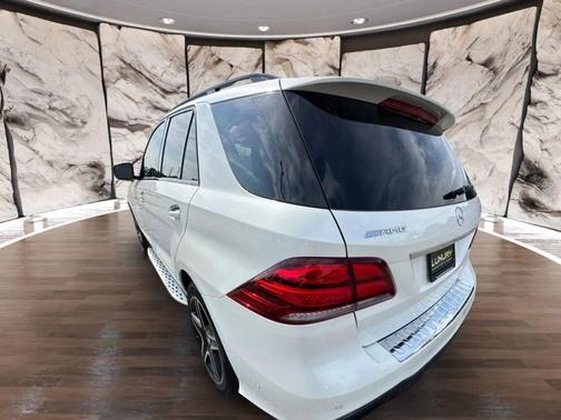 2017 Mercedes-Benz AMG GLE 43 Base 4MATIC