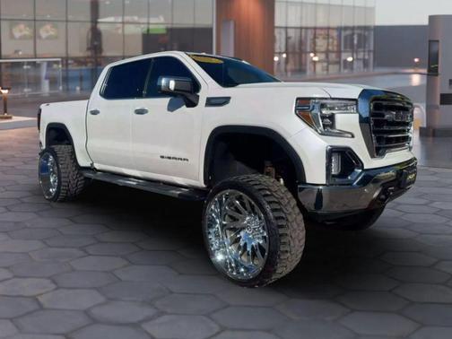 2021 GMC Sierra 1500 SLT