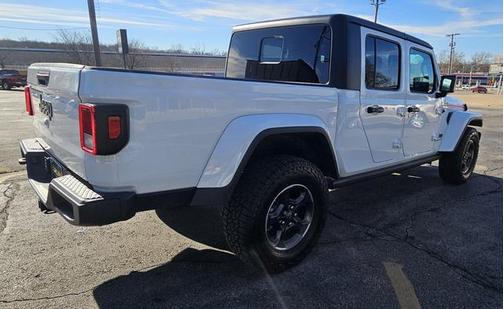 2022 Jeep Gladiator Sport