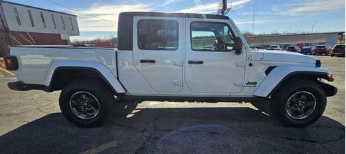 2022 Jeep Gladiator Sport