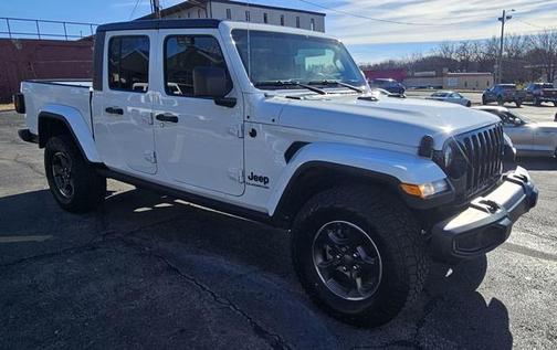 2022 Jeep Gladiator Sport