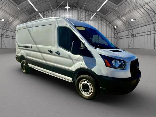Oxford White 2024 Ford Transit-250 Base