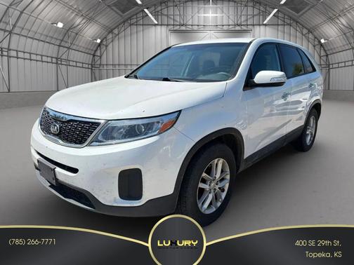 Snow White Pearl 2015 Kia Sorento LX