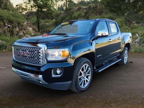 Onyx Black 2020 GMC Canyon Denali