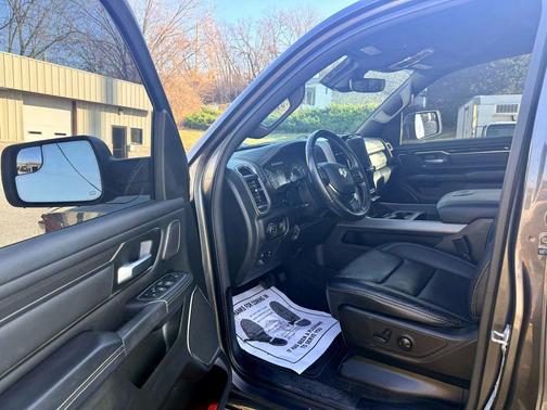 2022 RAM 1500 Laramie