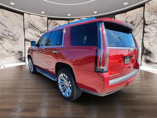 2015 Cadillac Escalade Luxury
