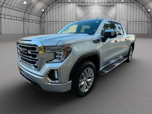 Quicksilver Metallic 2021 GMC Sierra 1500 SLT
