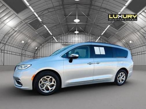 2023 Chrysler Pacifica Limited