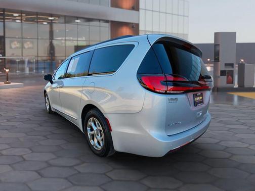 2023 Chrysler Pacifica Limited