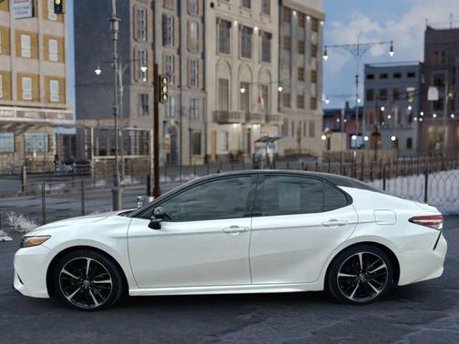 2019 Toyota Camry XSE