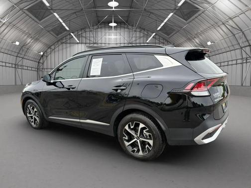 Ebony Black 2025 Kia Sportage EX