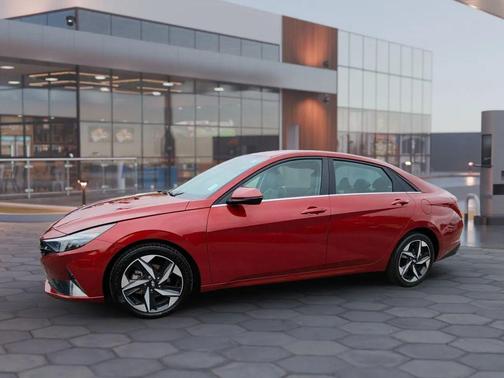 2023 Hyundai ELANTRA HEV Limited