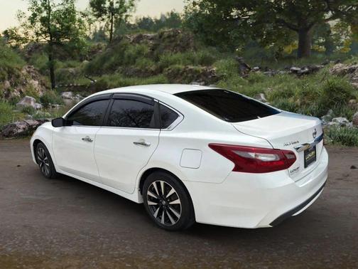 2018 Nissan Altima 2.5 SV