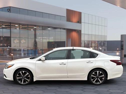 2017 Nissan Altima 2.5 SR