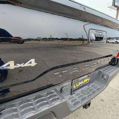 2022 Toyota Tacoma SR