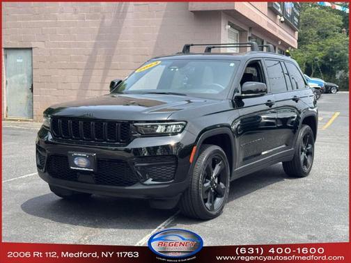 2023 Jeep Grand Cherokee Altitude
