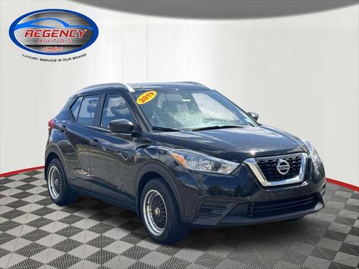 2019 Nissan Kicks S