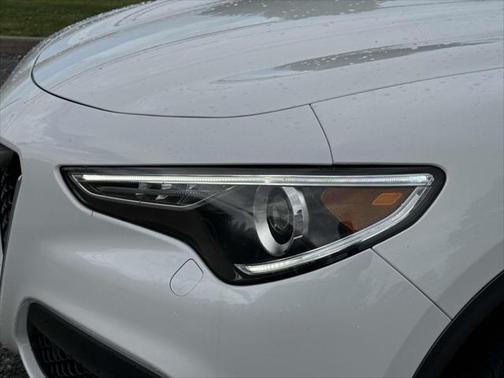 2022 Alfa Romeo Stelvio Ti