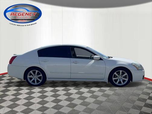 2008 Nissan Maxima SE