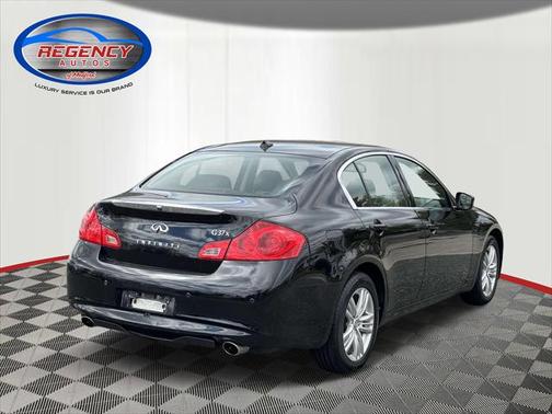 2010 INFINITI G37x Base
