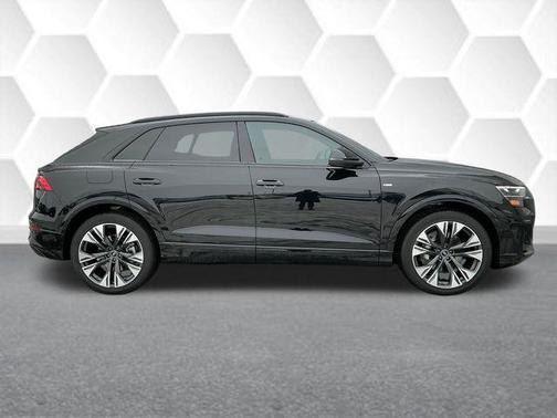 2026 Audi Q8 55 PLUS