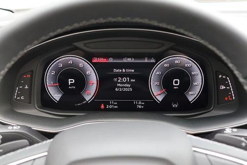 2025 Audi Q7 45 Premium Plus
