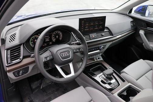 2025 Audi Q5 55 S line quattro Premium