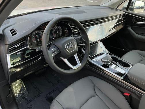 2026 Audi Q7 55 Premium Plus