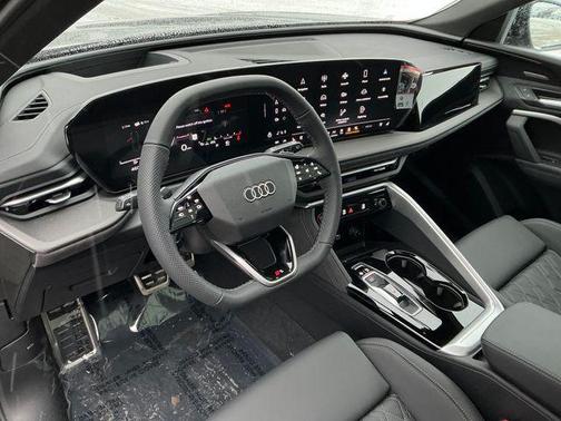 2025 Audi SQ5 3.0T quattro Premium