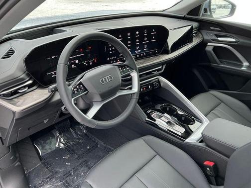 2025 Audi Q5 2.0T quattro Premium