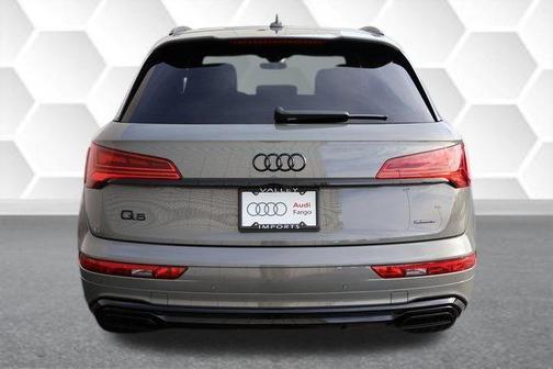 2025 Audi Q5 55 S line quattro Premium