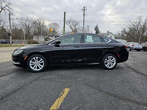 2016 Chrysler 200 Limited