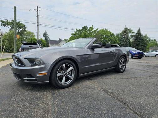 2014 Ford Mustang V6