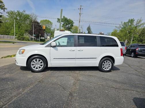 2015 Chrysler Town & Country Touring