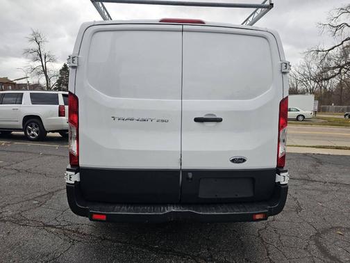 2017 Ford Transit-250 Base