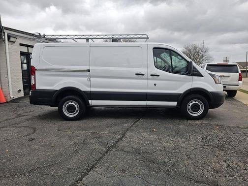 2017 Ford Transit-250 Base