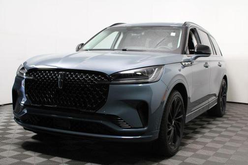 Whisper Blue Metallic Clearcoat 2025 Lincoln Aviator Reserve