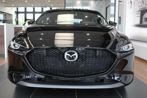 2025 Mazda Mazda3 FWD w/Preferred Package