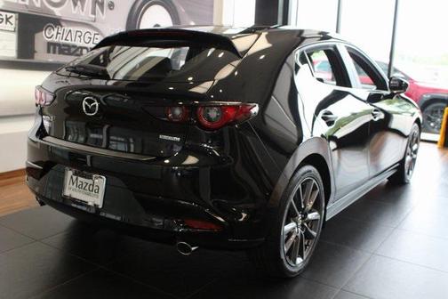 2025 Mazda Mazda3 FWD w/Preferred Package